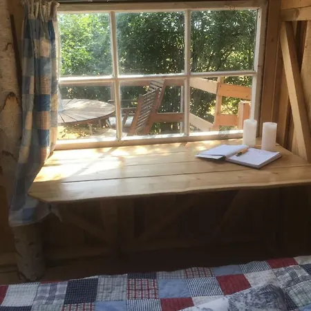 Treehouse *