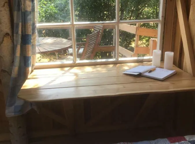 Treehouse *