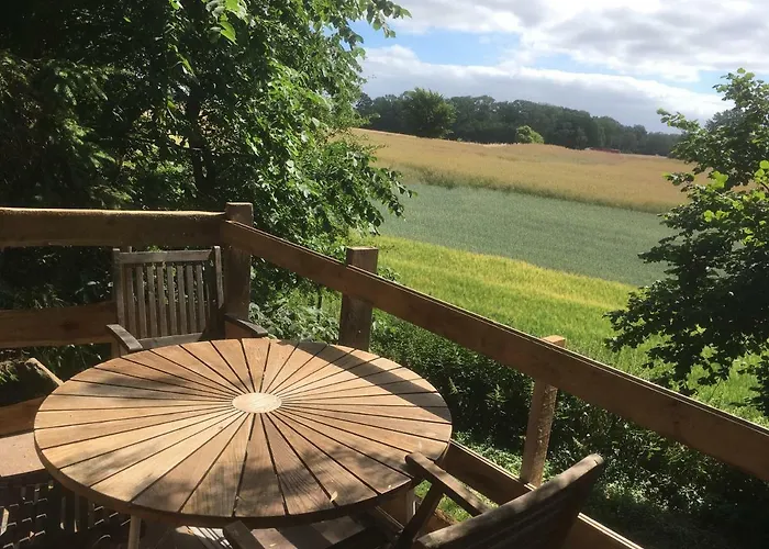 Treehouse Alojamento de Acomodação e Pequeno-almoço Rabjerg